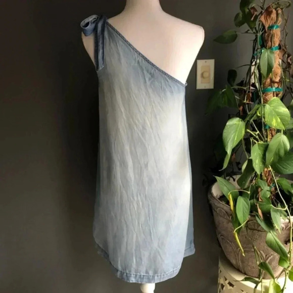 NWT Anthropologie Cloth & Stone chambray one shoulder dress Size S - Picture 4 of 8